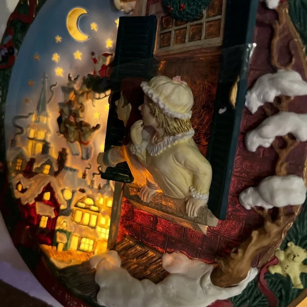 Bradford Exchange To My Wandering Eyes  Lighted Christmas Plate decoration